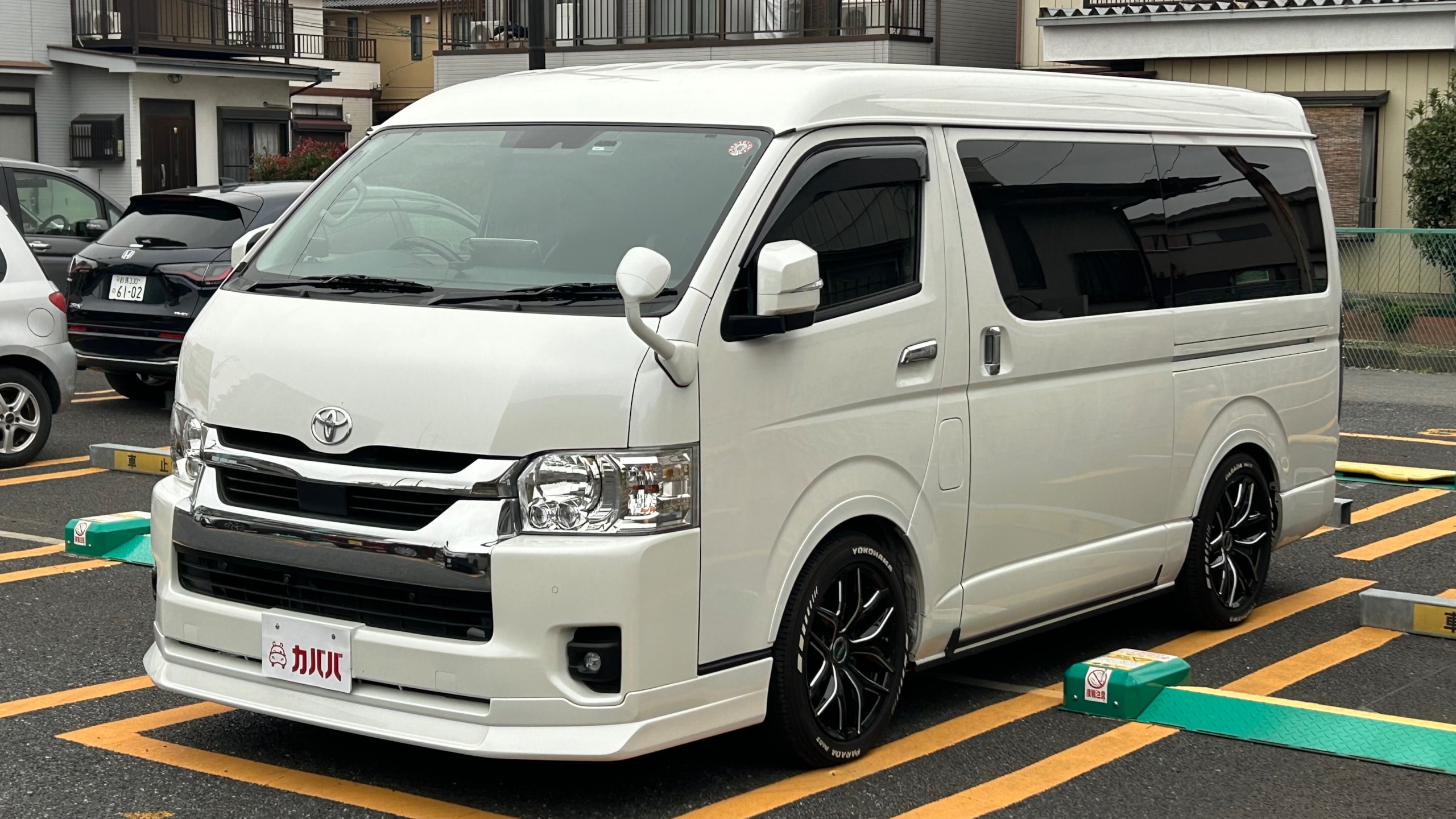 ハイエース 2.7 GL ロング ファインテックツアラー 4WD(トヨタ